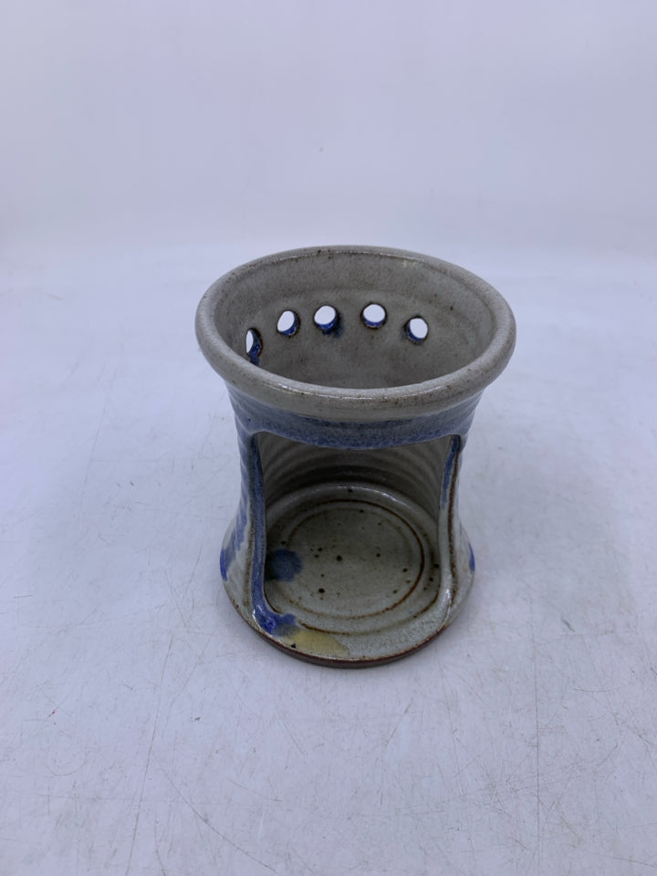GREY/BLUE WAX WARMER.