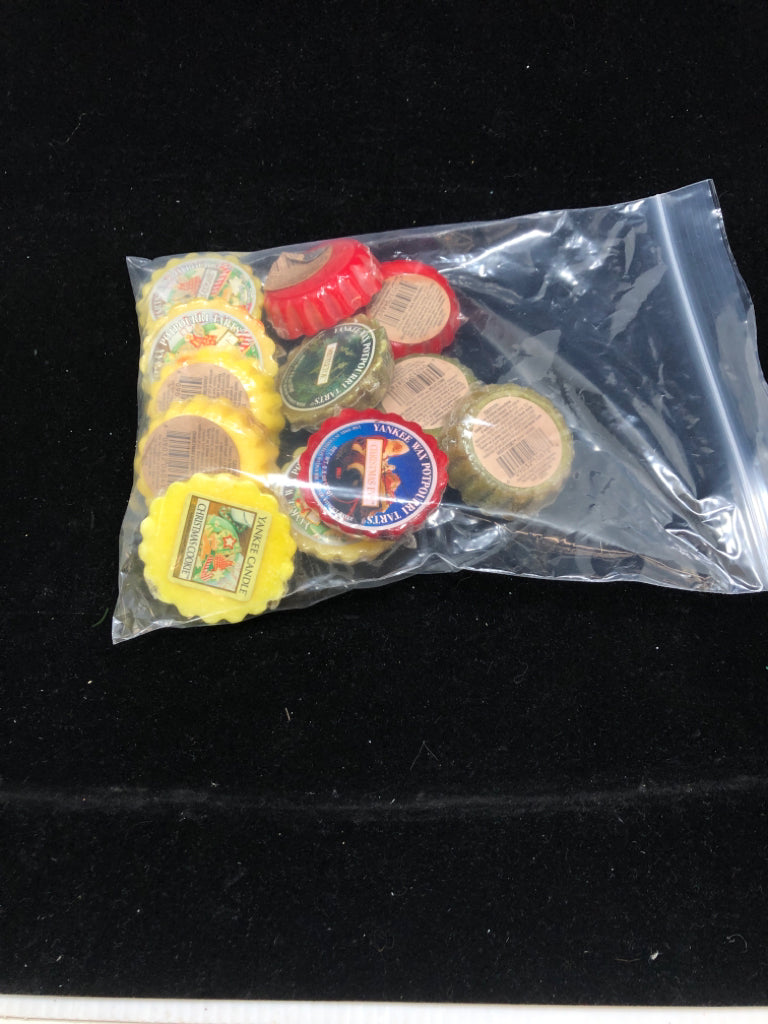 12 YANKEE CANDLE WAX MELTS IN BAG.