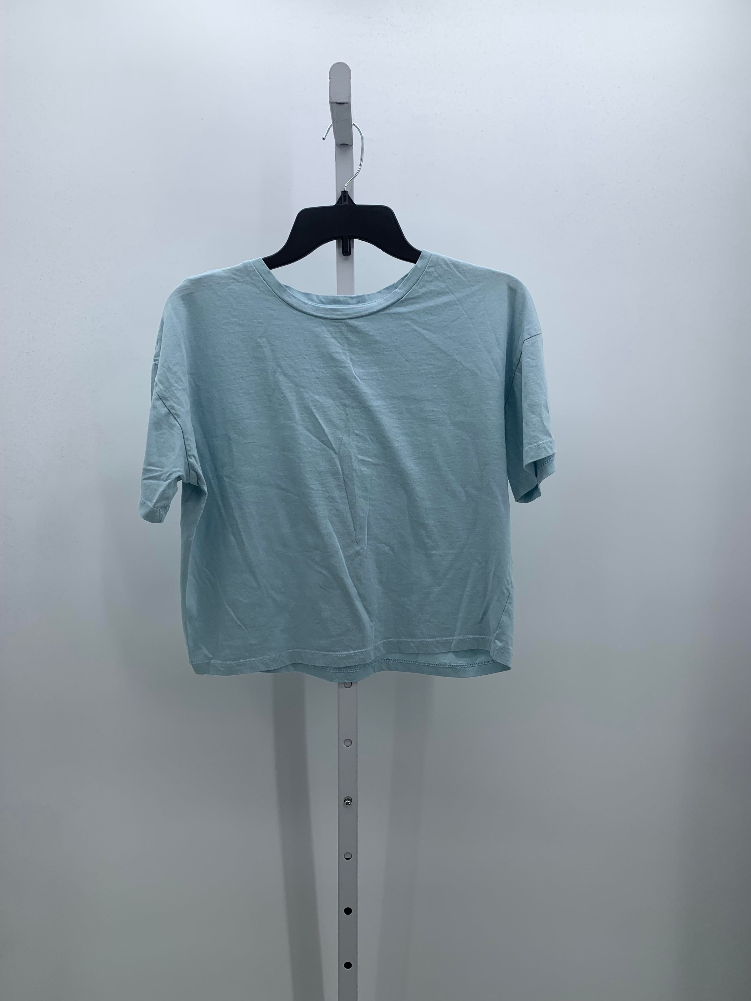 Size Extra Large Juniors Short Sleeve Shirt