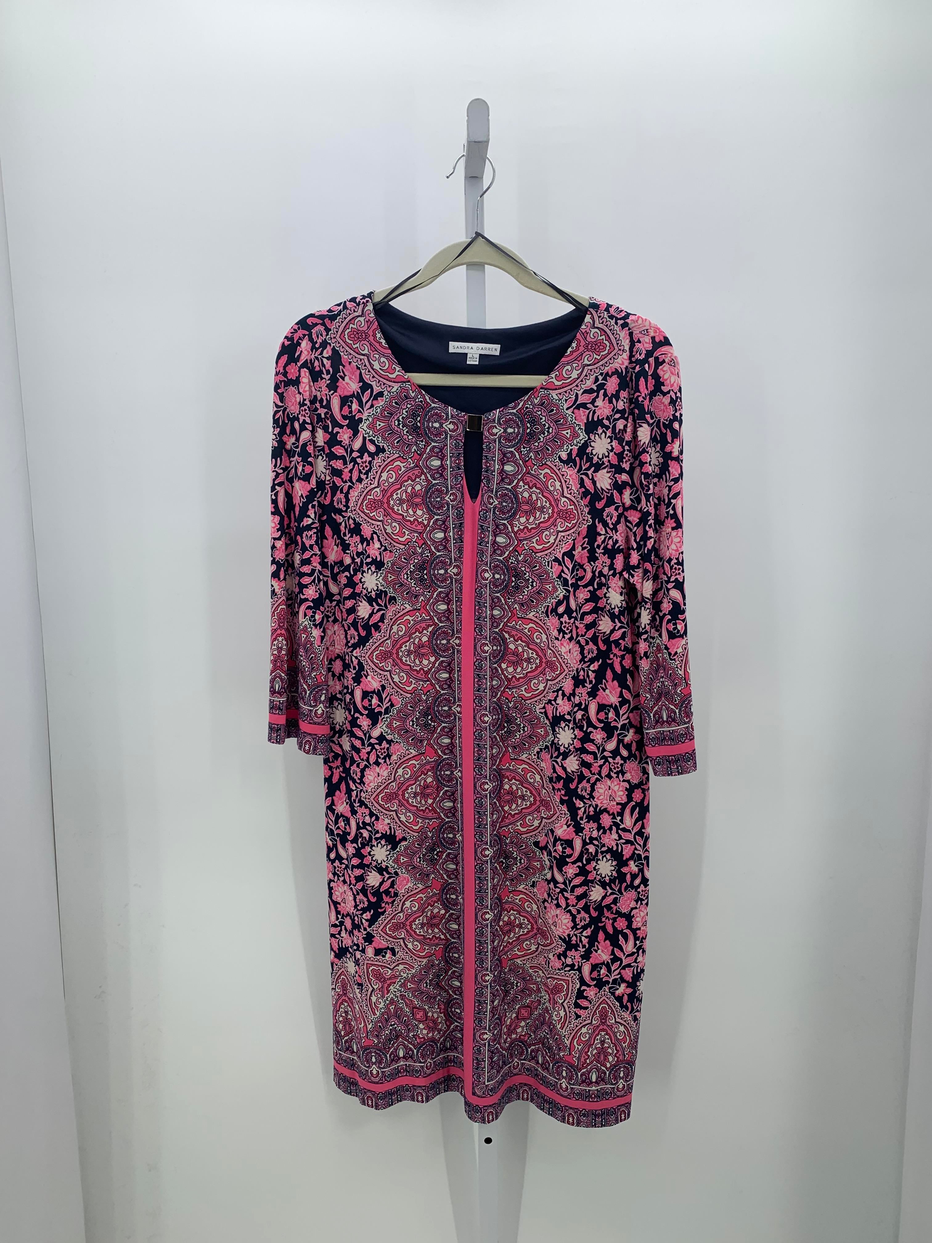 Sandra Darren Size Large Misses 3/4 Sleeve Dress