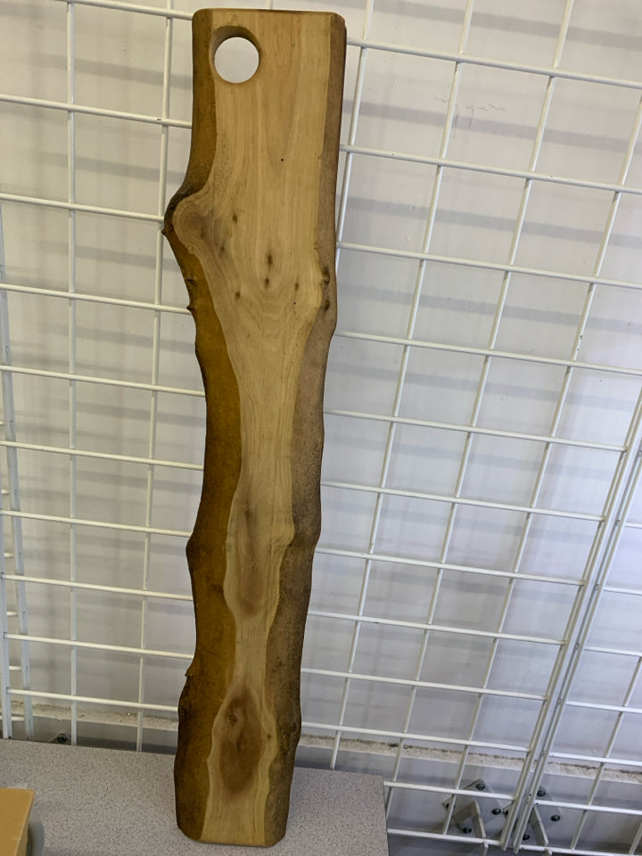 RECLAIMED WOOD SLAB W/HOLE.