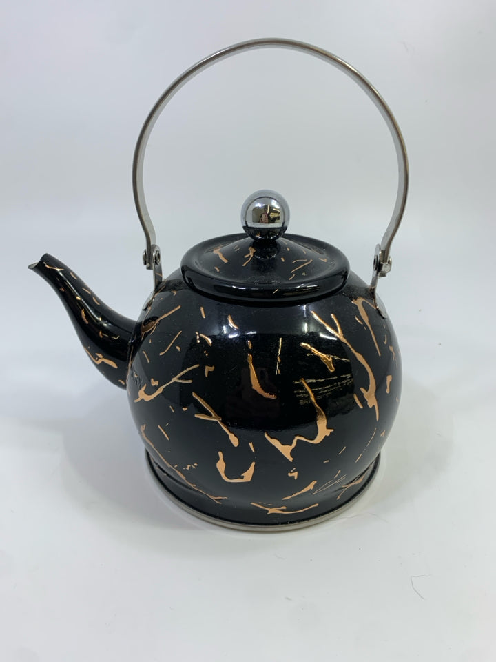 METAL BLACK & GOLD TEA KETTLE.