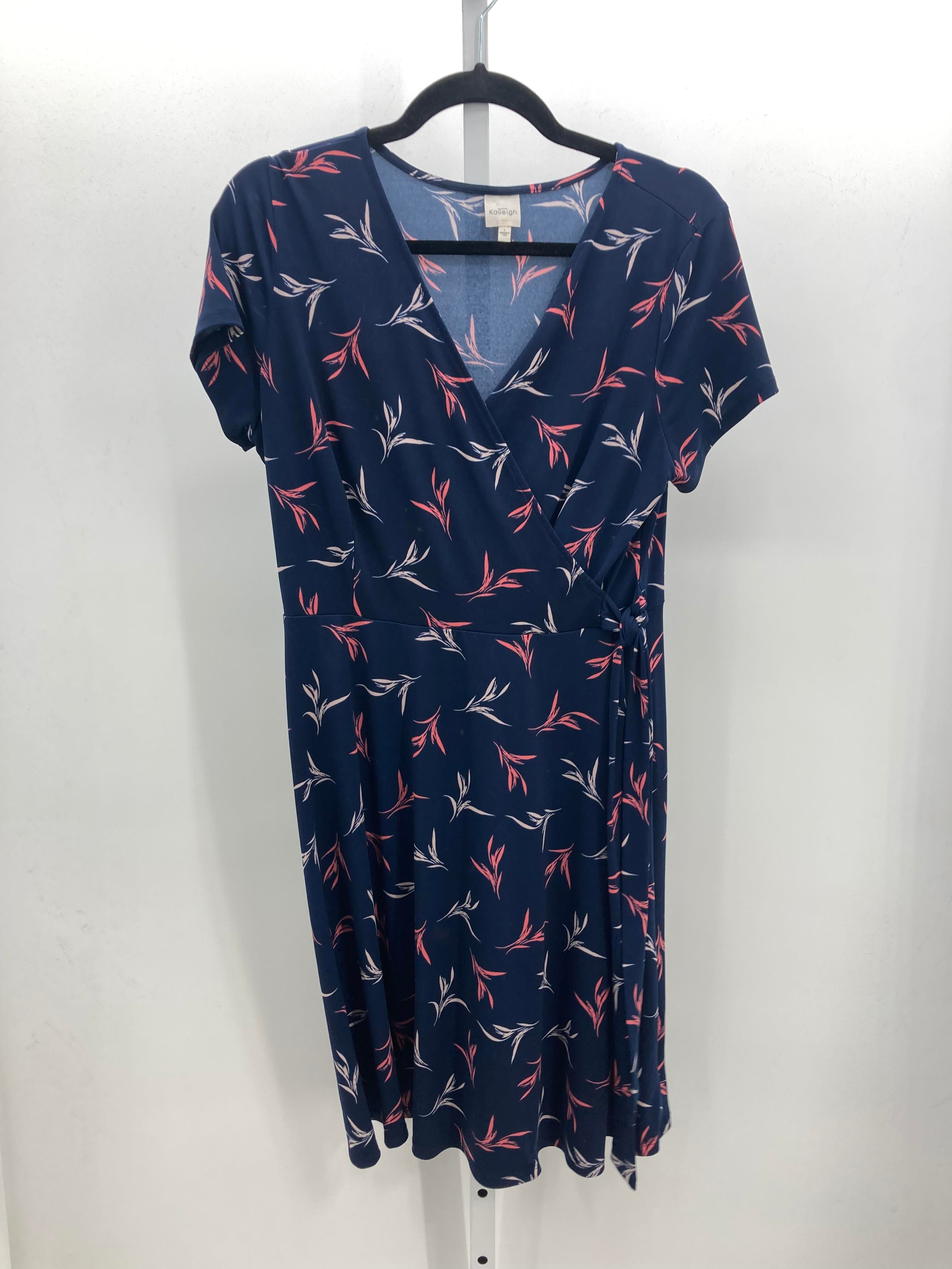 Size Large Misses Short Sleeve Dress