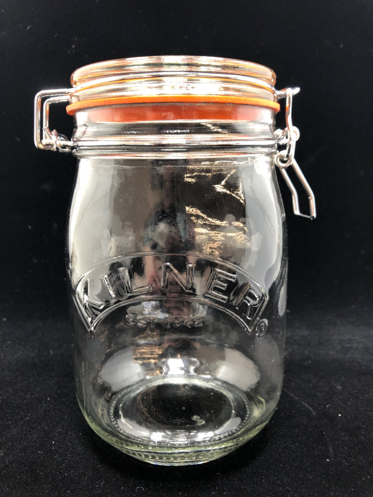 KILNER GLASS JAR W/LOCKING FLIP LID.