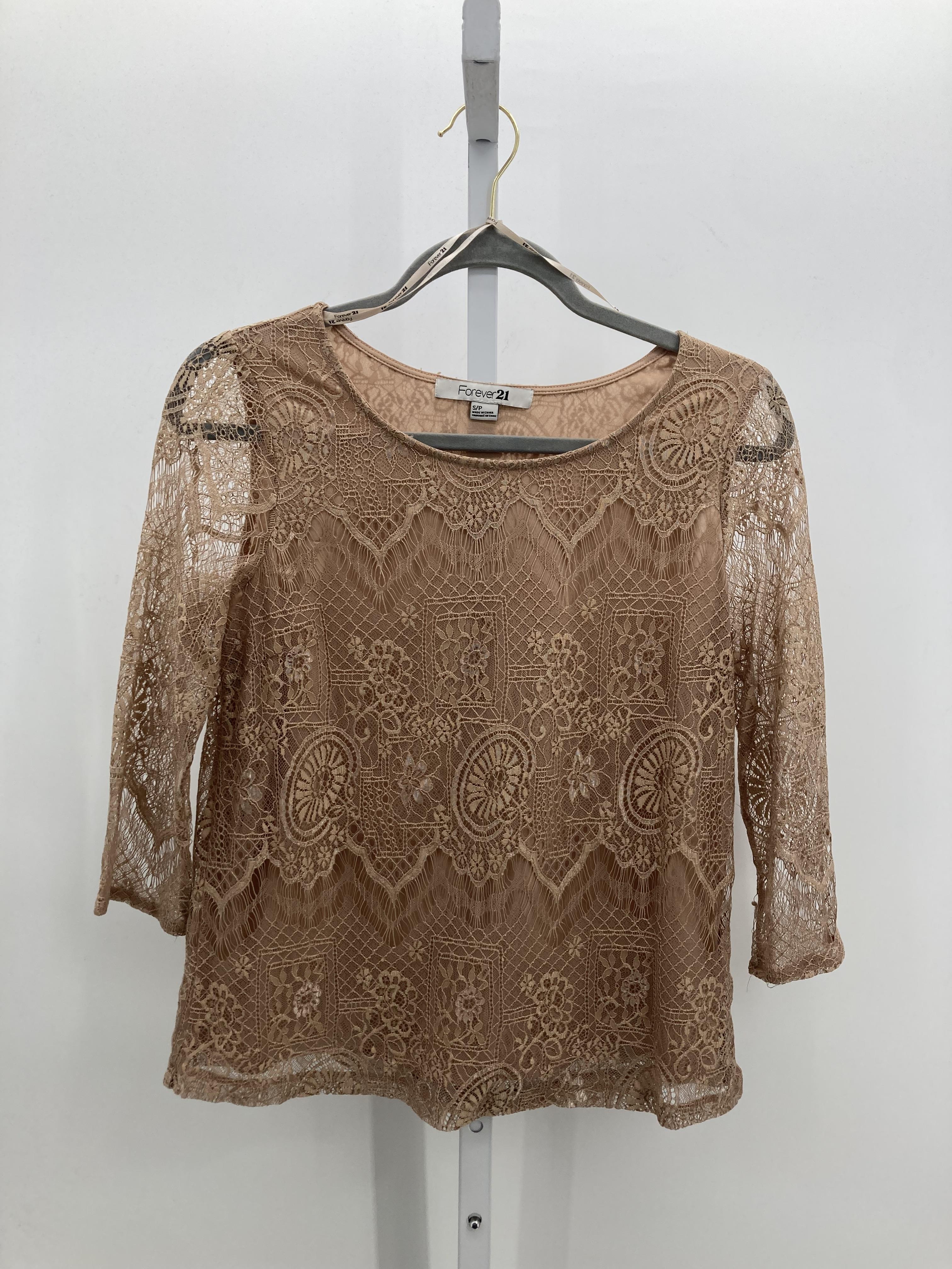 Forever 21 Size Small Juniors 3/4 Sleeve Shirt