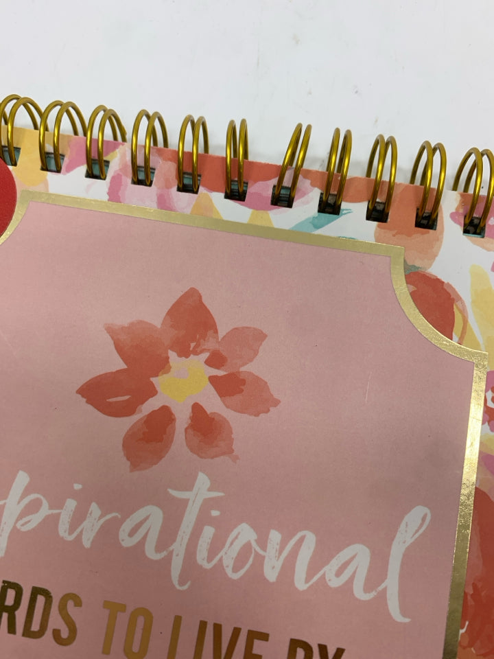 NWT INSPIRATIONAL WORDS TO LIVE BY DESK TOP FLIP BOOK.