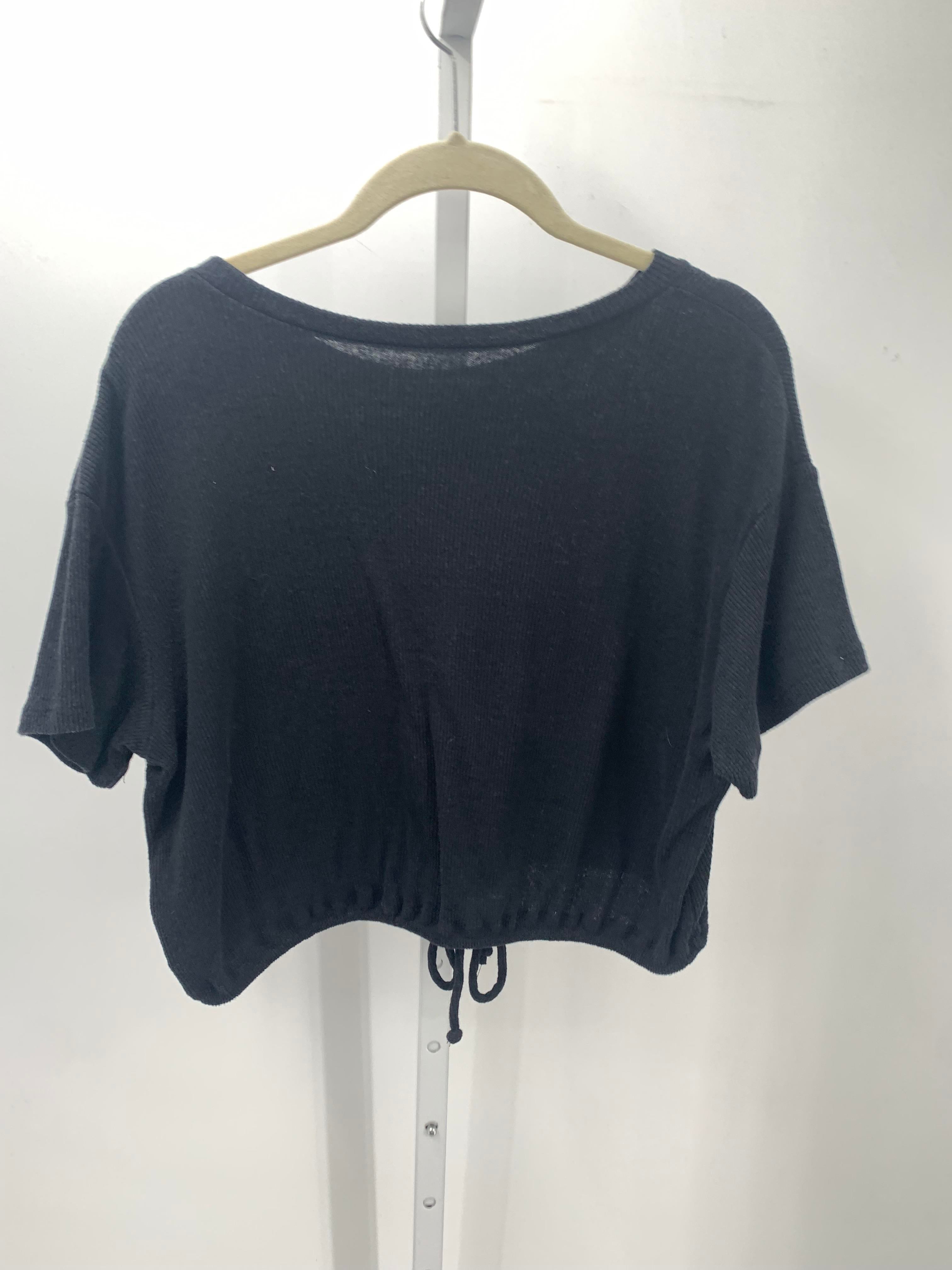 American Eagle Size Medium Juniors Short Sleeve Shirt