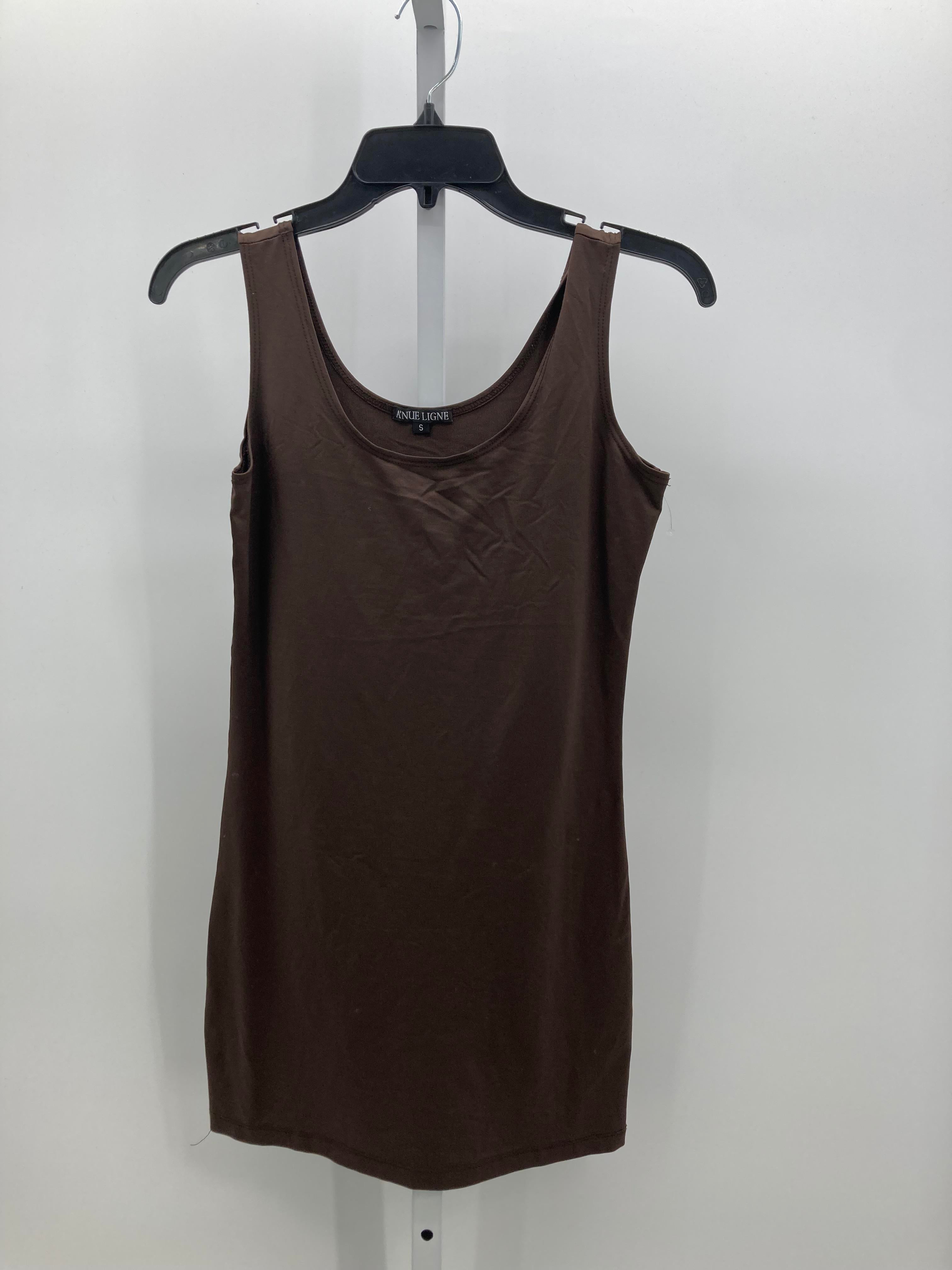 Size Small Juniors Sleeveless Dress