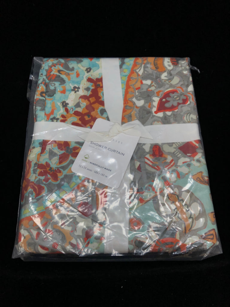NIP POTTERY BARN FLORAL SHOWER CURTAIN.