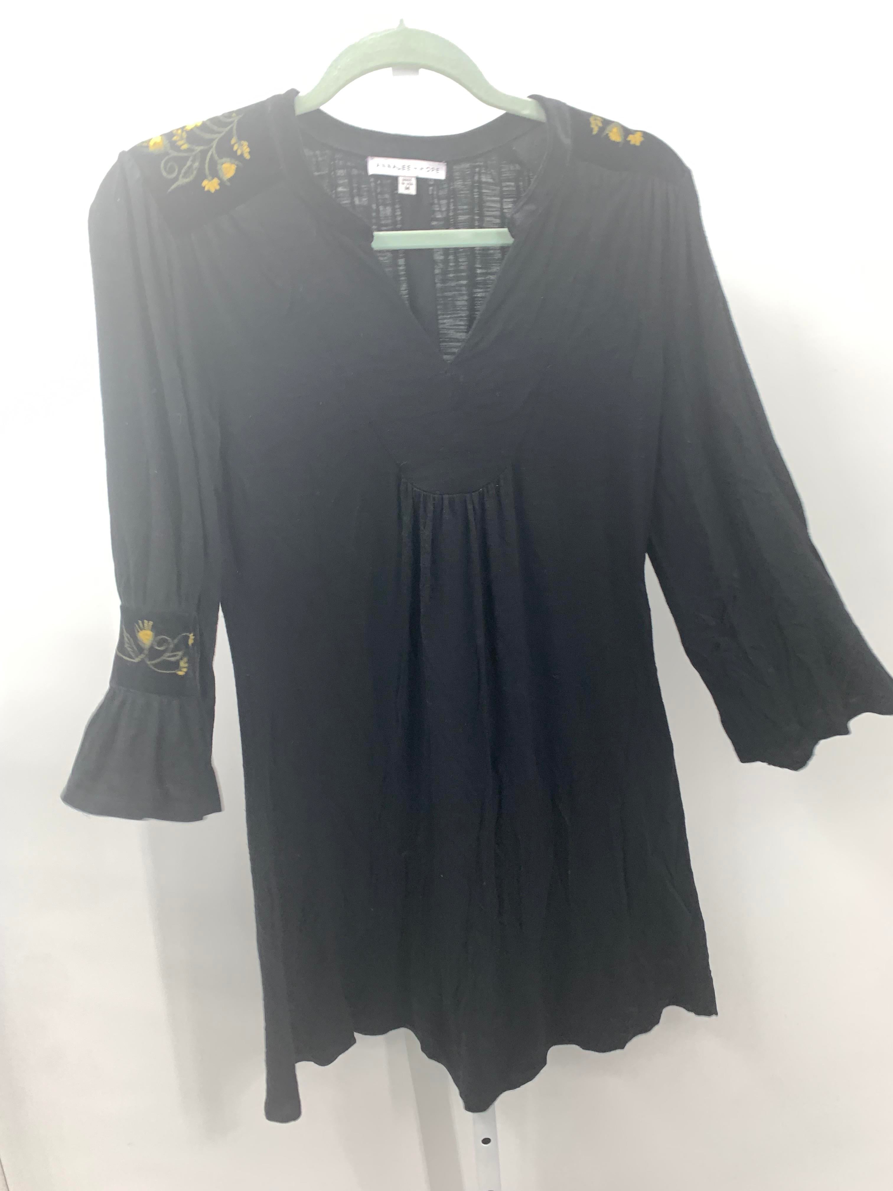 Size Medium Misses 3/4 Sleeve Dress