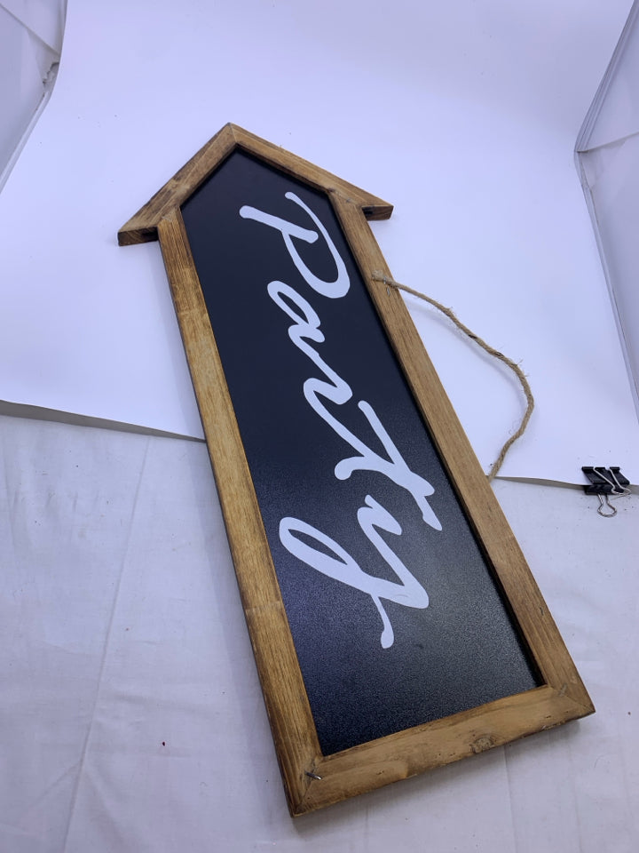ARROW PARTY SIGN.