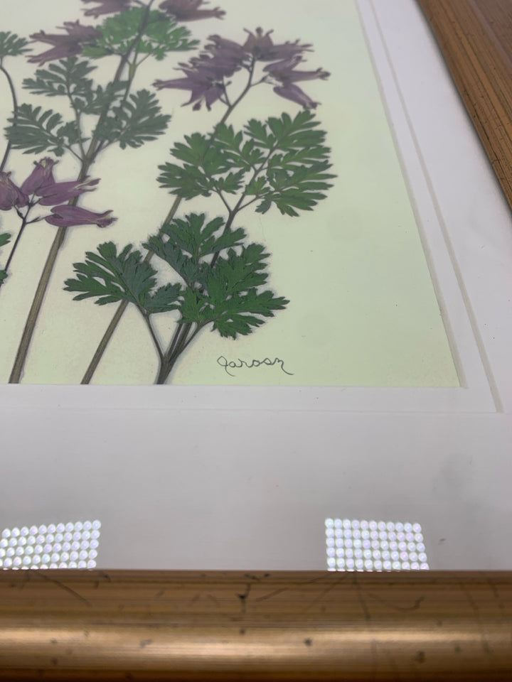 PURPLE FLOWERS PRINT IN GOLD FRAME.