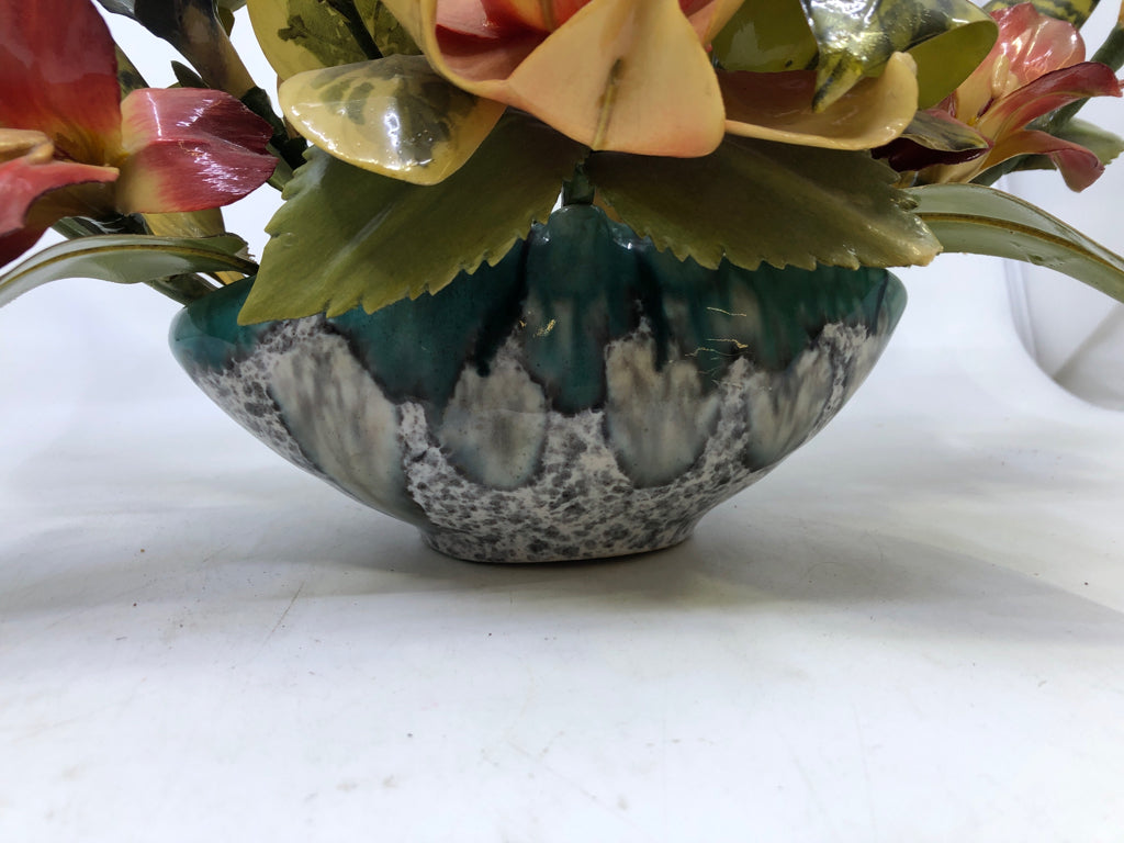 VTG FAUX RESIN BOUQUET IN TEAL/GREY CERAMIC PLANTER.