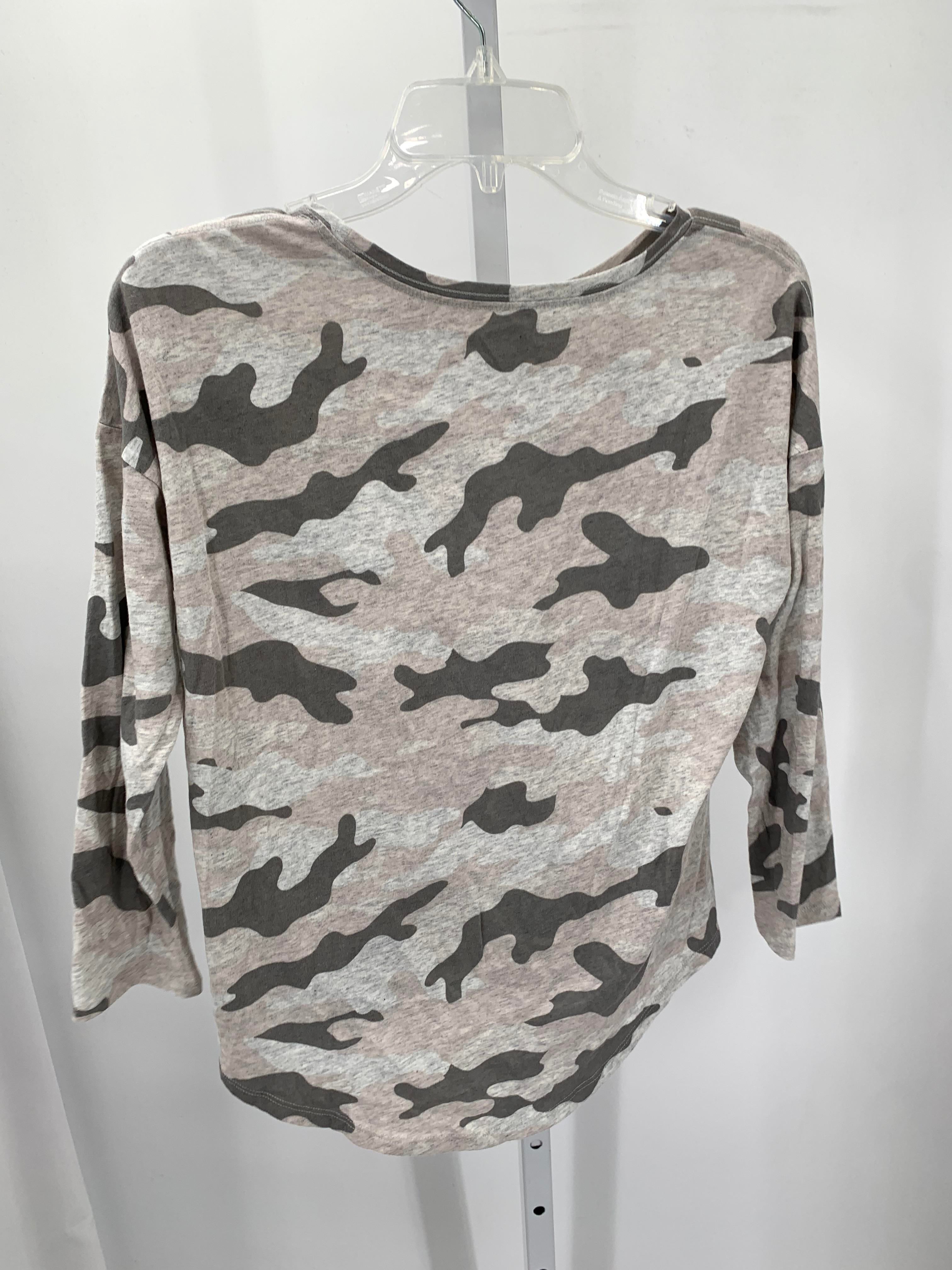 Old Navy Size 14-16 Girls Long Sleeve Shirt