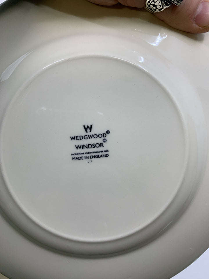 10 RIBBED RAYS & DOTS SALAD PLATES.