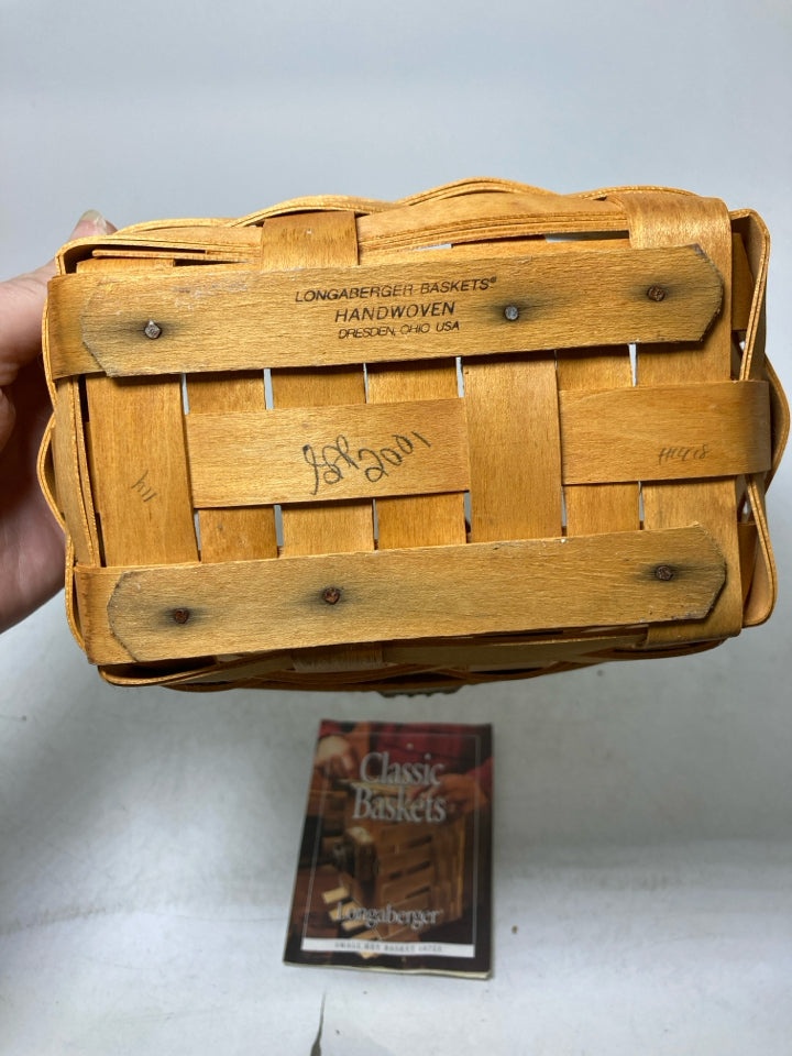 VTG SMALL KEY BASKET W/ DIVIDED PROTECTOR 2001.