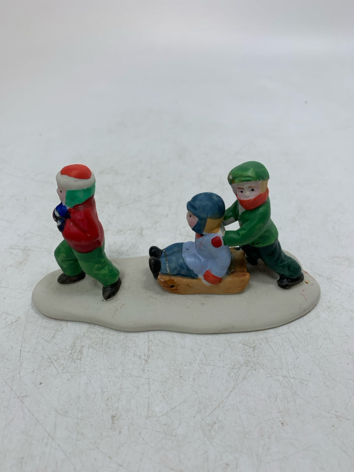 VTG 3 BOYS GETTING READY TO SLED LEMAX.
