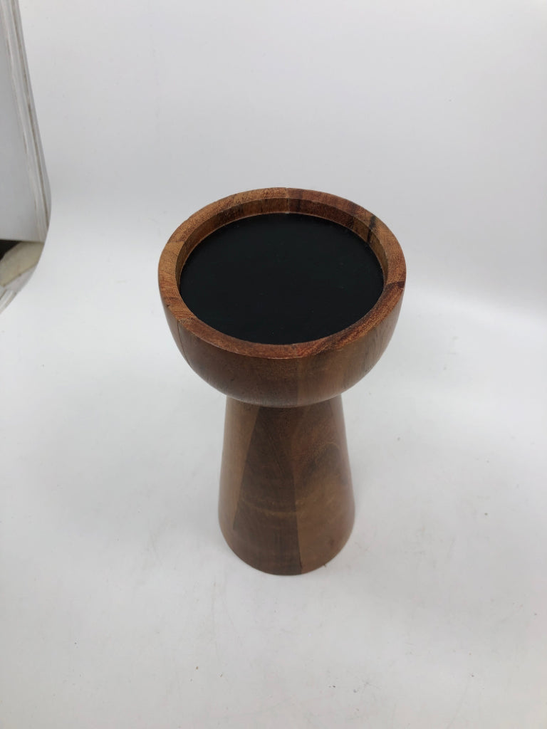 WOODEN CANDLE HOLDER.