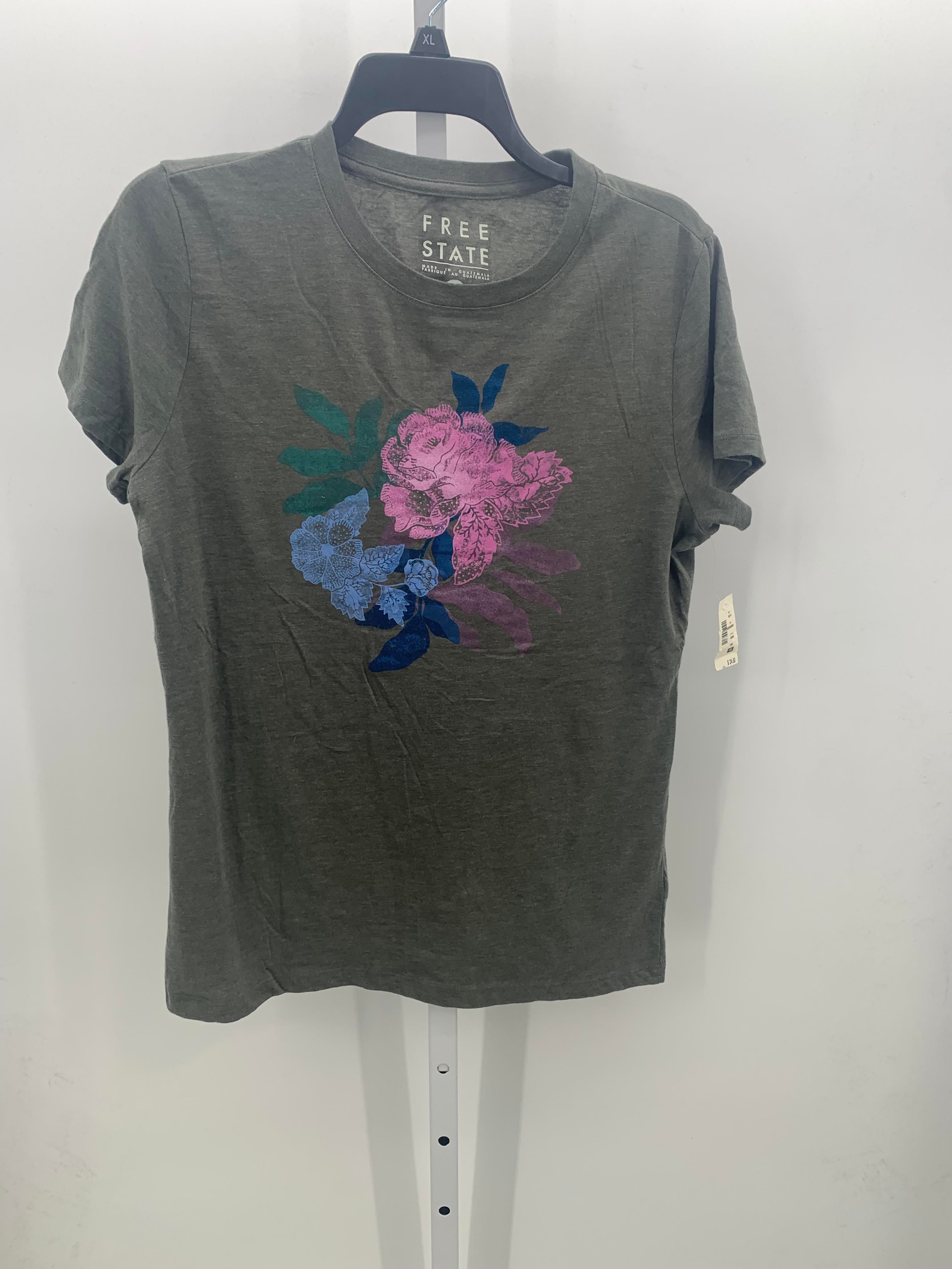 Size Extra Large Juniors Short Sleeve Shirt