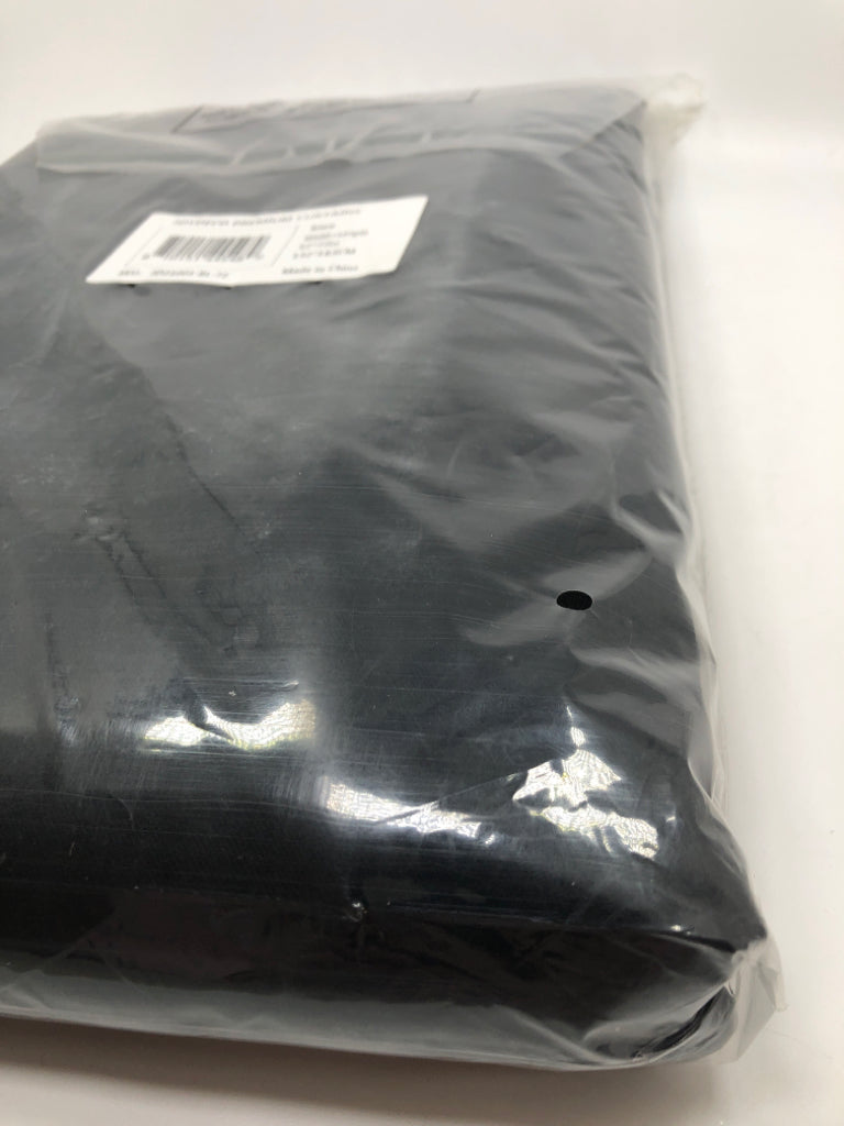 NIP BLACK CURTAIN.