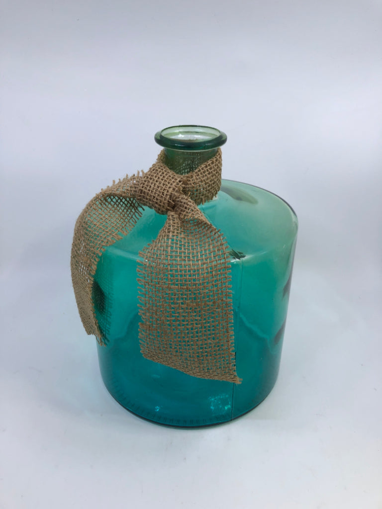LARGE BLUE GLASS VASE W/BURLAP BOW.