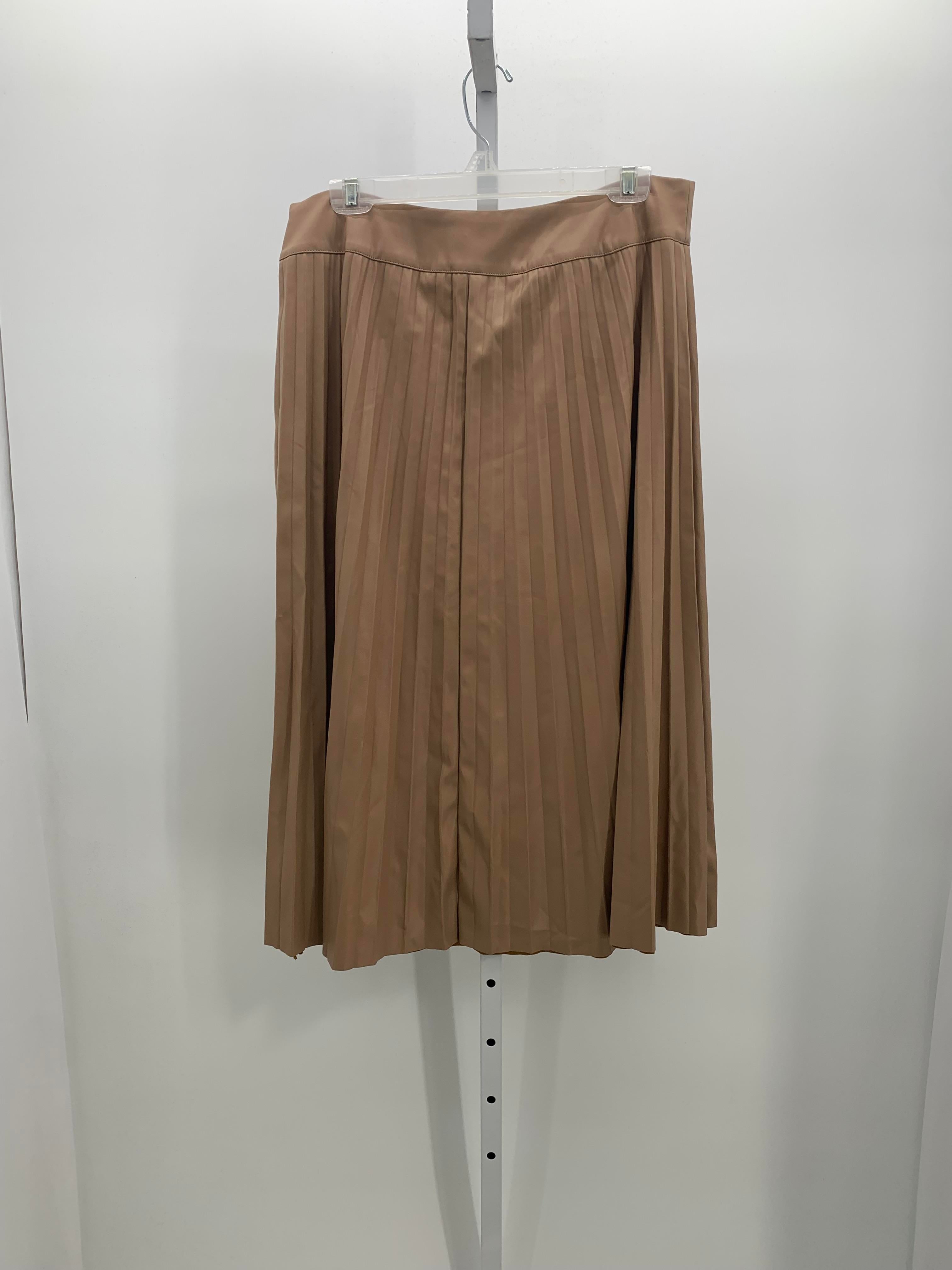 Size Extra Large Misses Skirt