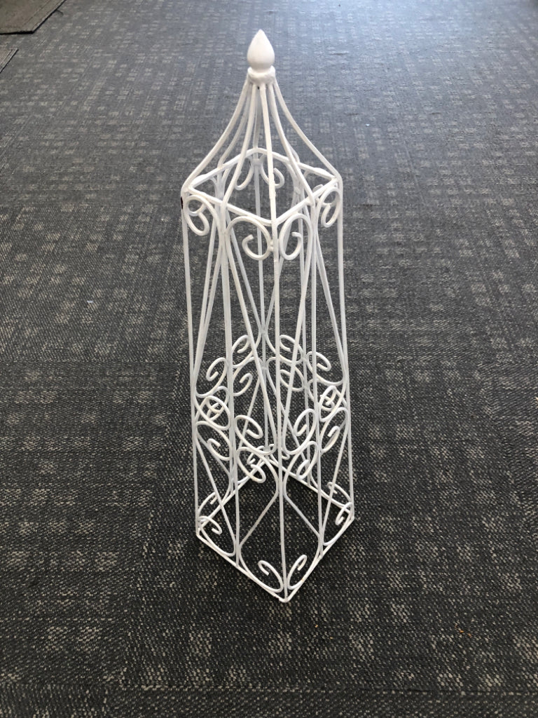WHITE METAL SCROLL PRISM.