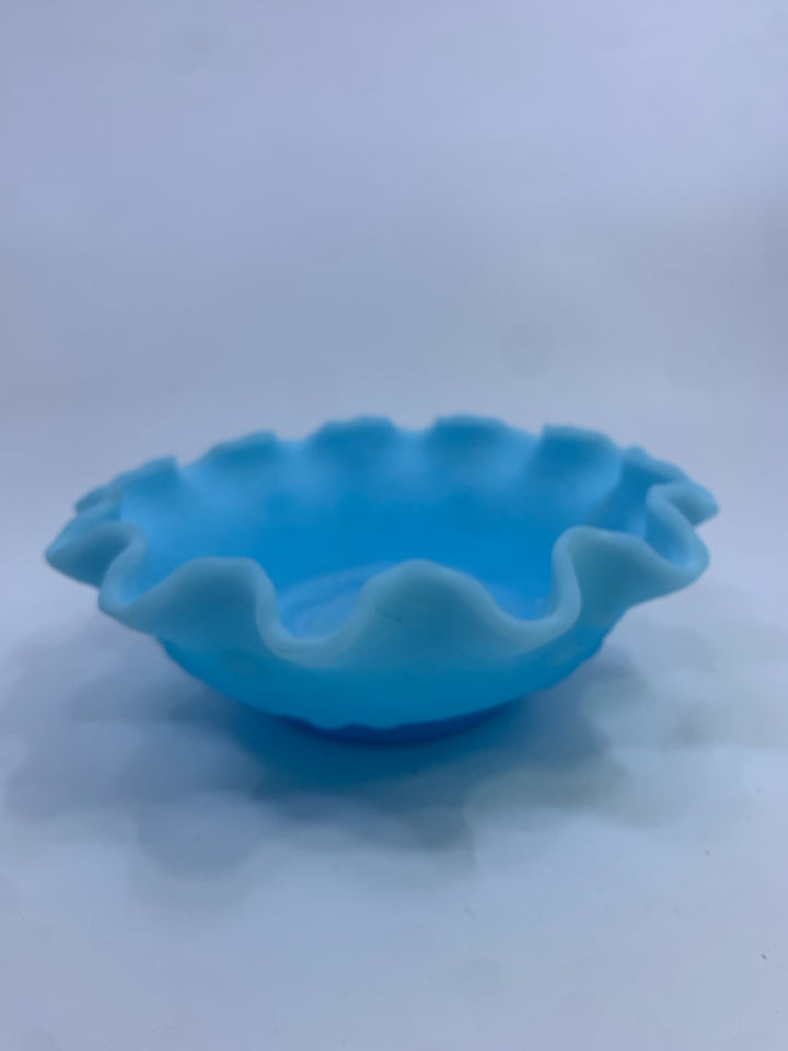 VTG FOOTED LIGHT BLUE FENTON BOWL W/ RUFFLED EDGE.