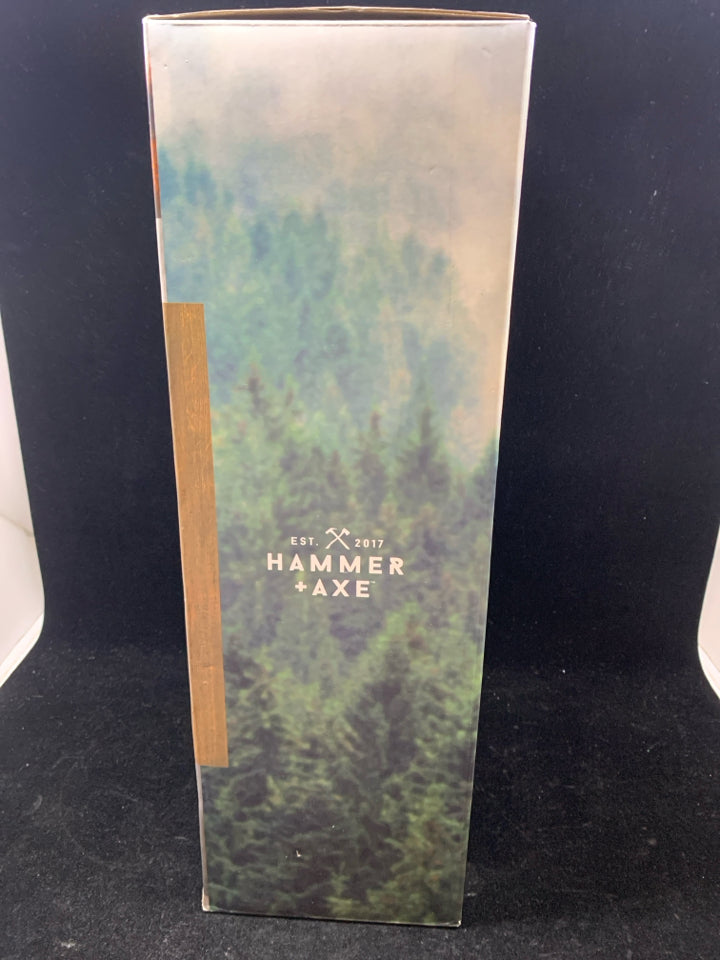 NIB HALF YARD BEER GLASS W/WOODEN STAND.