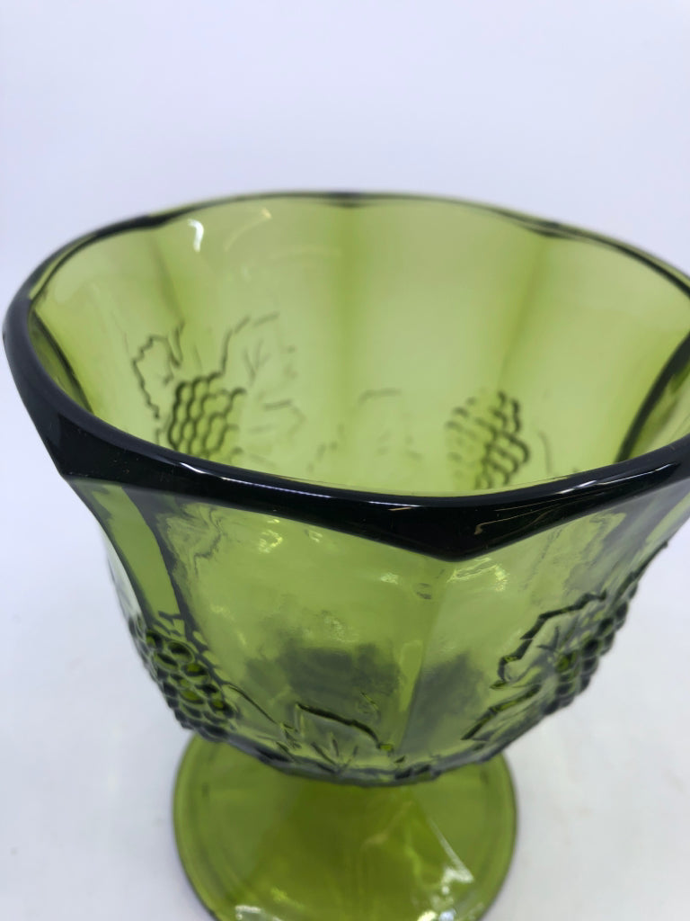 VTG EMBOSSED GRAPES GREEN FOOTED CANDY DISH/ PLANTER.
