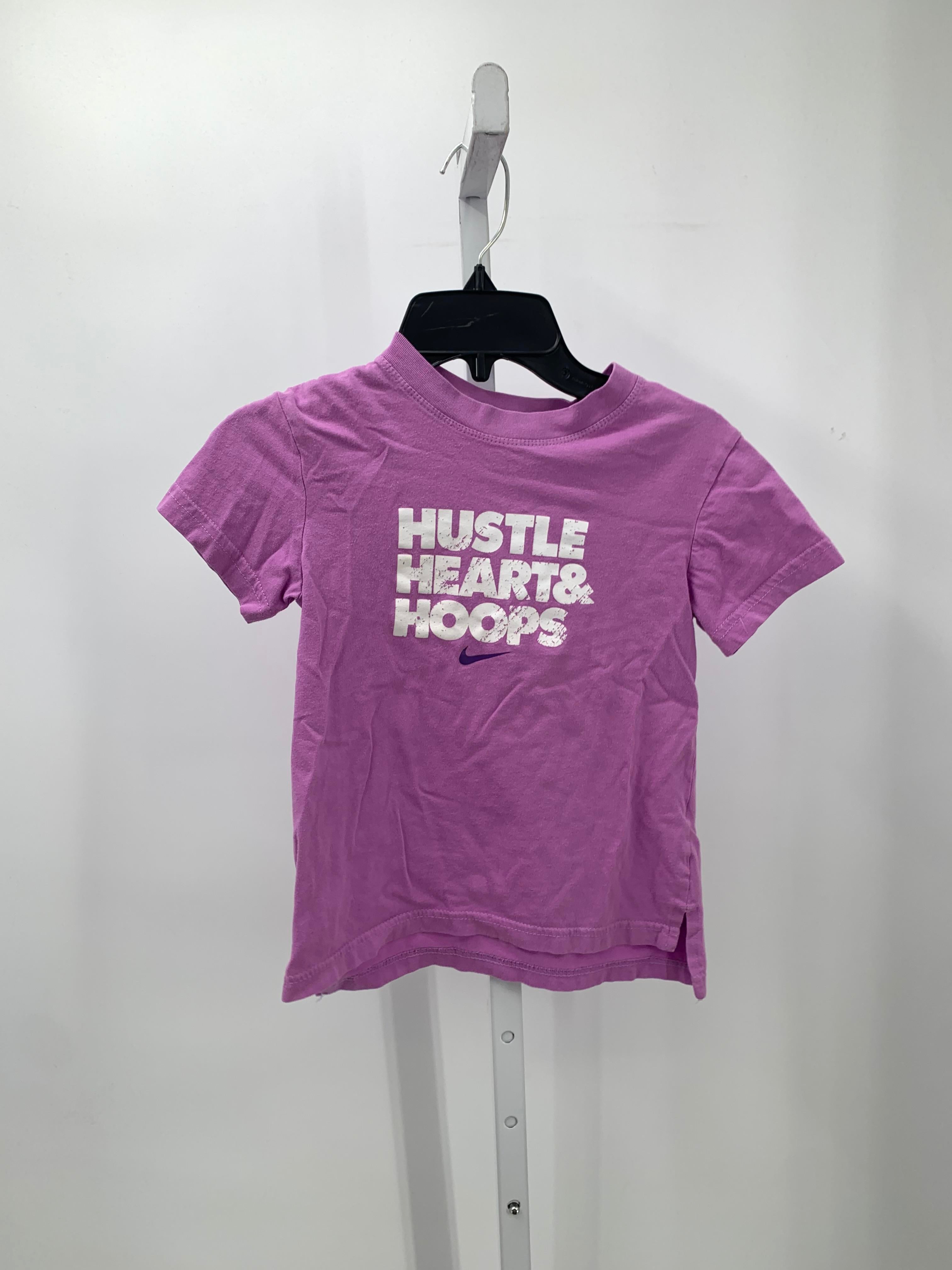 Nike Size 6-8 Girls Short Sleeve Shirt