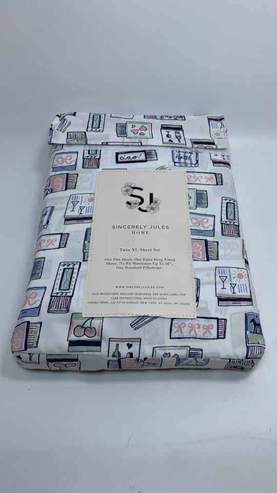 NIP SINCERELY JULES "CIAO" PATTERN XL TWIN SHEET SET.
