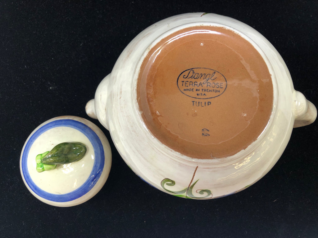 VTG WHITE POTTERY TEA POT W/ PAINTED BLUE TULIPS STANGL.