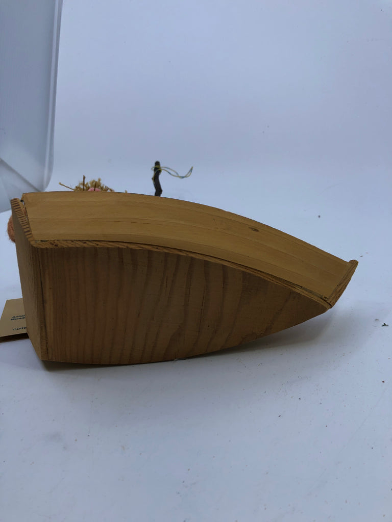 ANNA LEE MOUSE FISHERMAN.