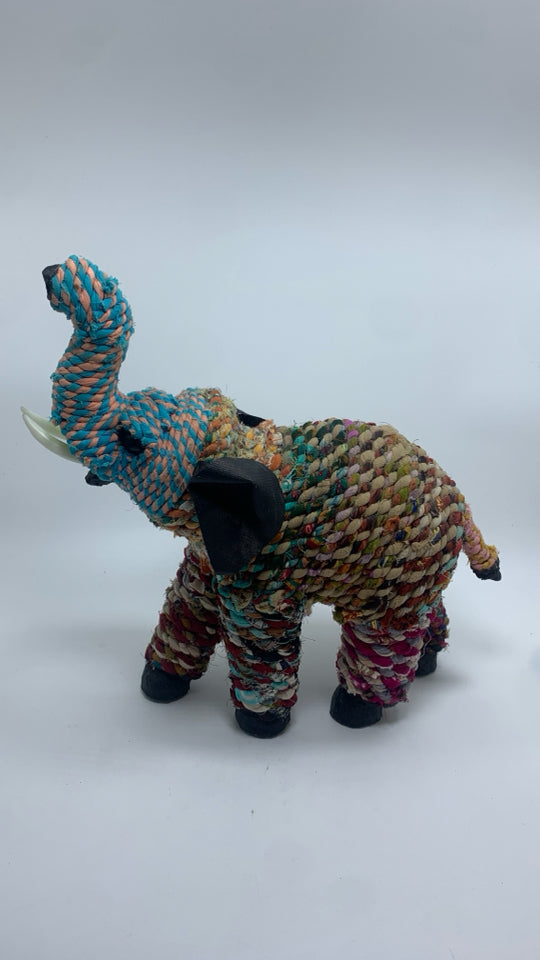 RECYCLED YARN ELEPHANT.