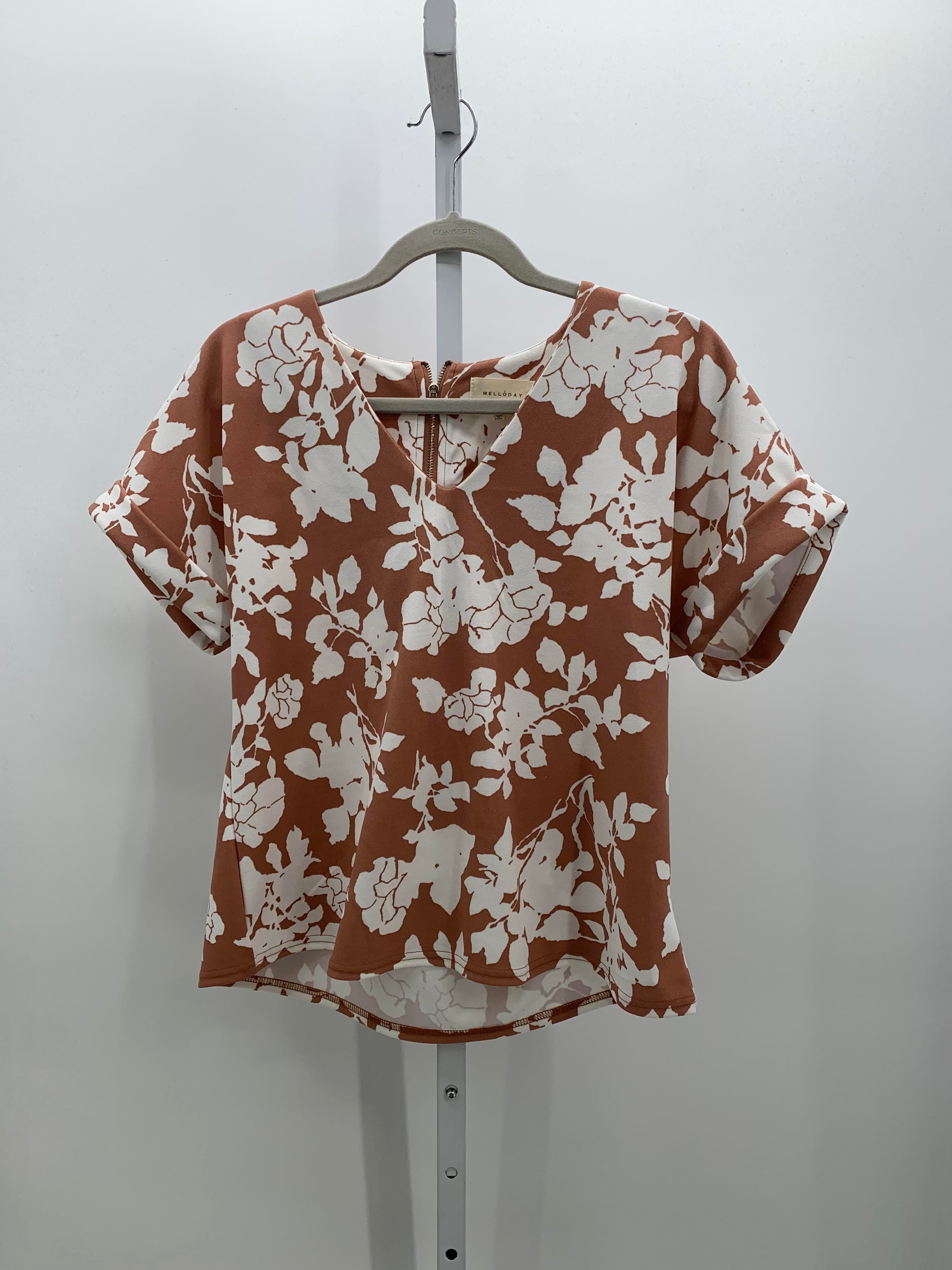 Mello Day Size Small Misses Short Sleeve Shirt