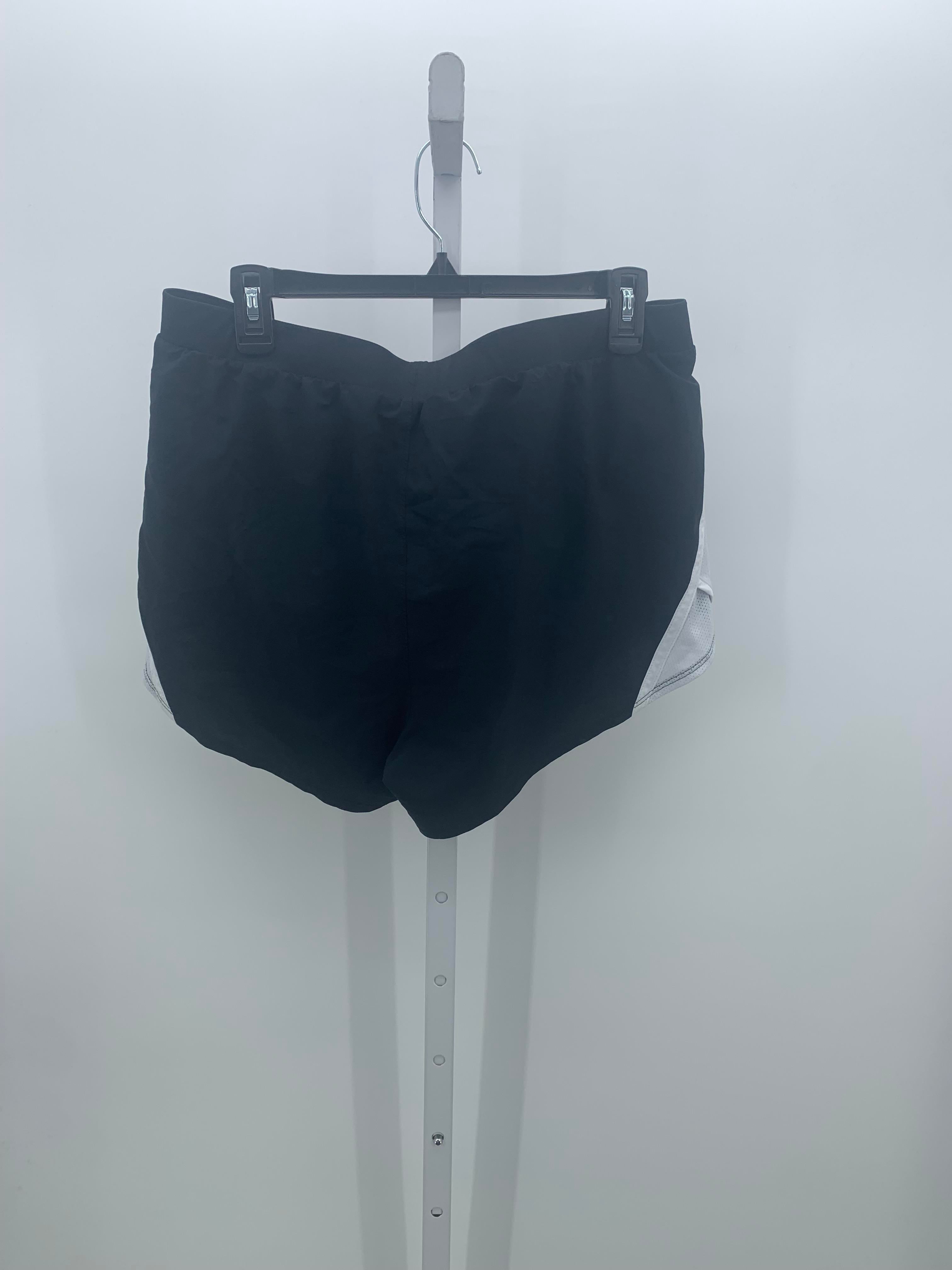 Under Armour Size Large Misses Shorts