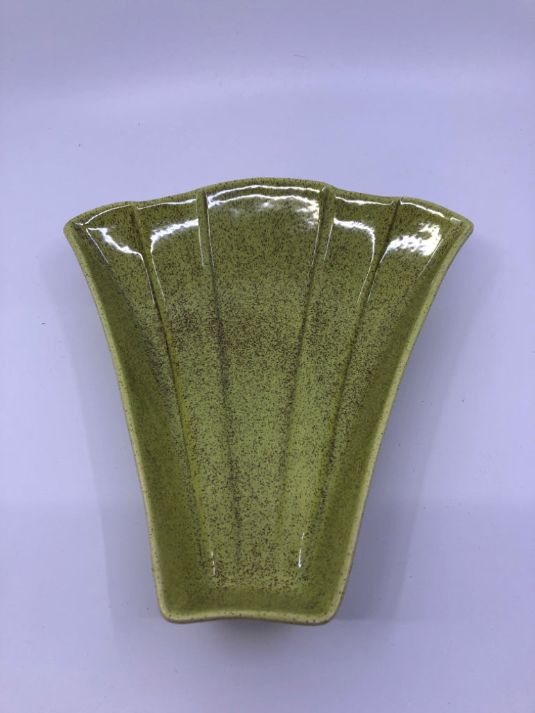 MCM GREEN SPECKLED TRAY- A C DAVEY.