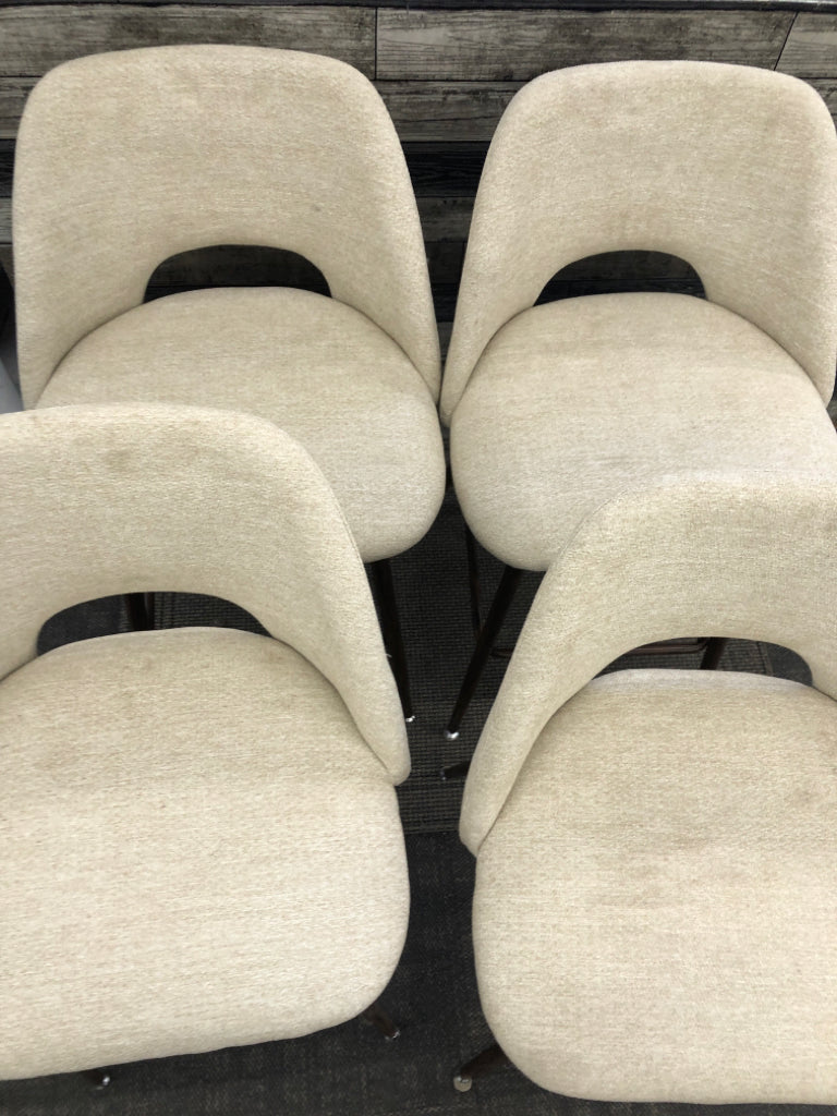 4PC CREAM BAR STOOL CHAIRS.