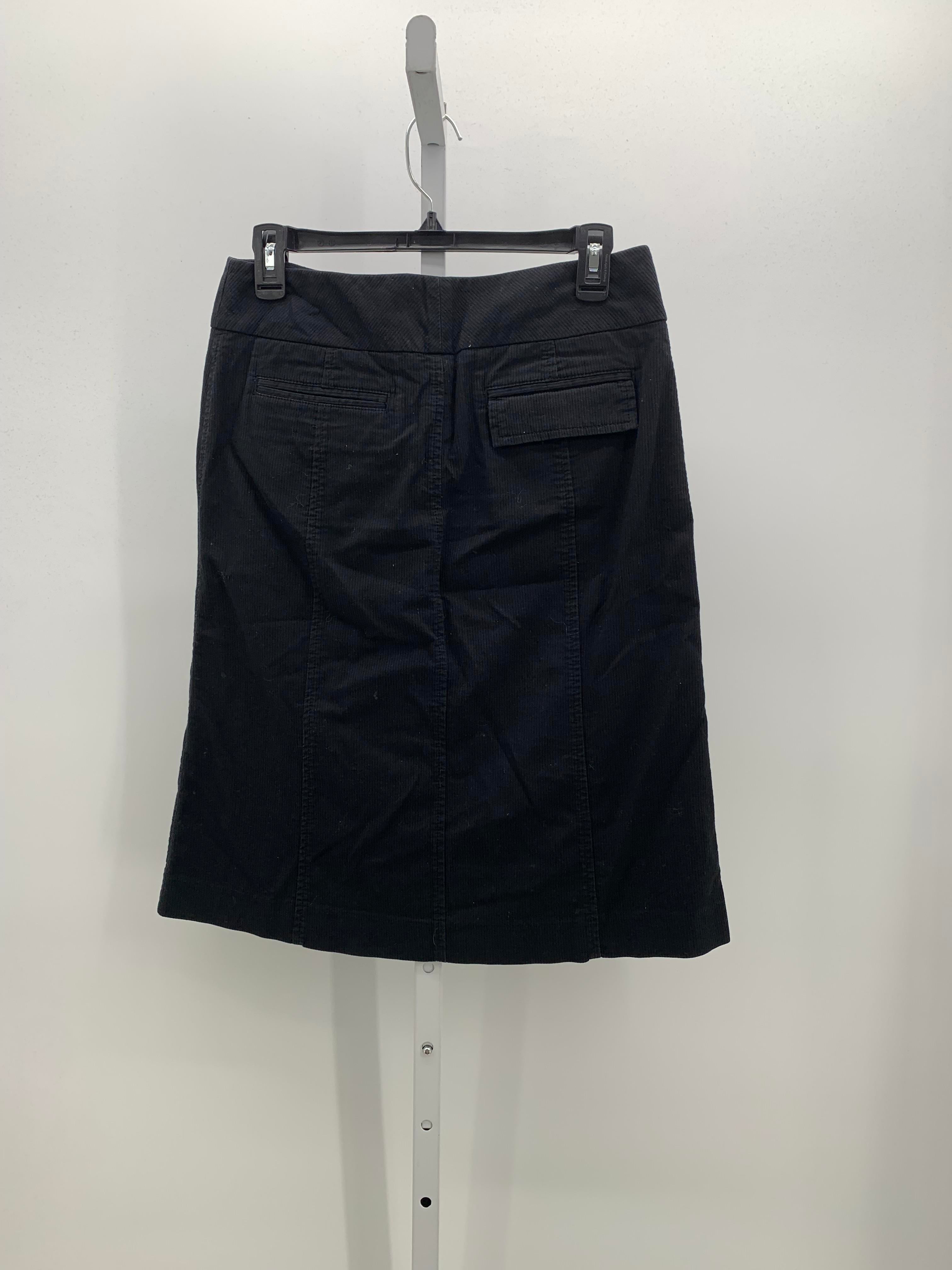 Gap Size 6 Misses Skirt