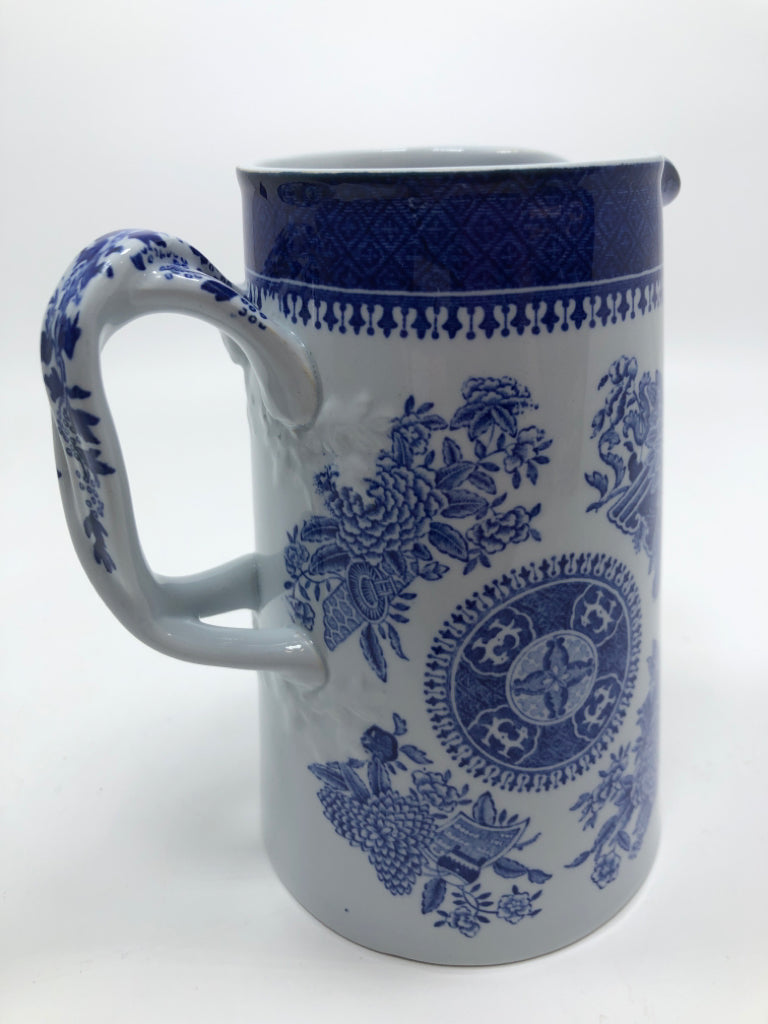 SMALL BLUE SPODE FITZHUGH PITCHER.