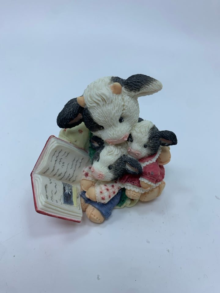 "TELL MOO THE STORY" MARY MOOMOOS FIGURE.