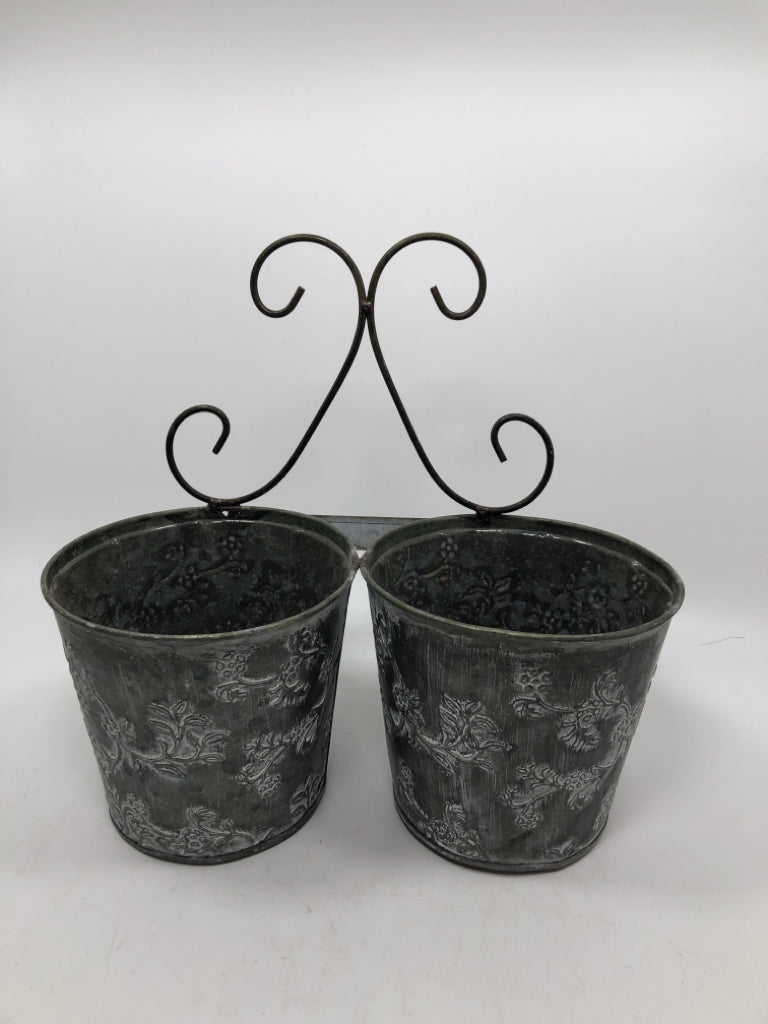TIN 2 SPOT WALL PLANTER.