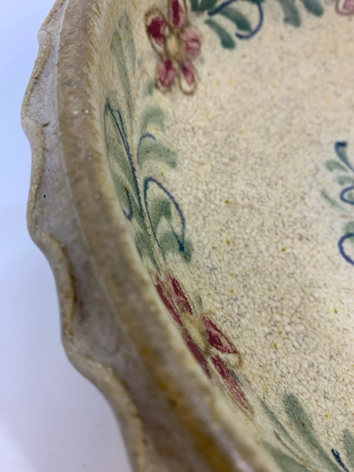 RED FLOWER PAINTED BROWN BOWL W/RUFFLE EDGE.