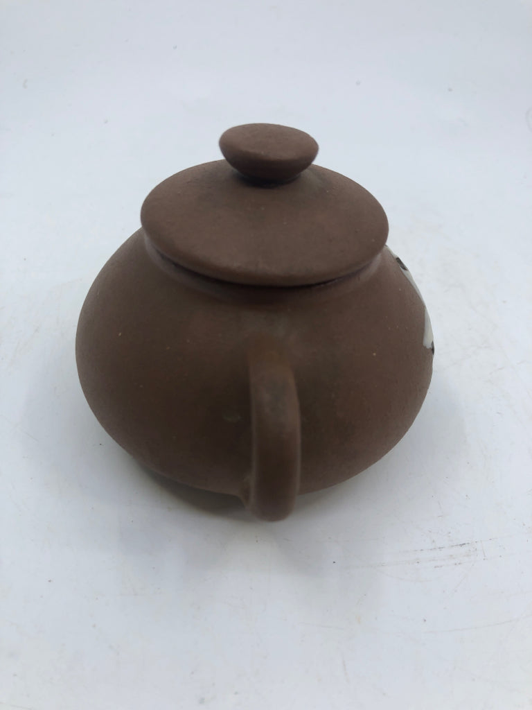VTG BROWN SMALL POTTERY SUGAR AND CREAMER W WHITE FLORAL.