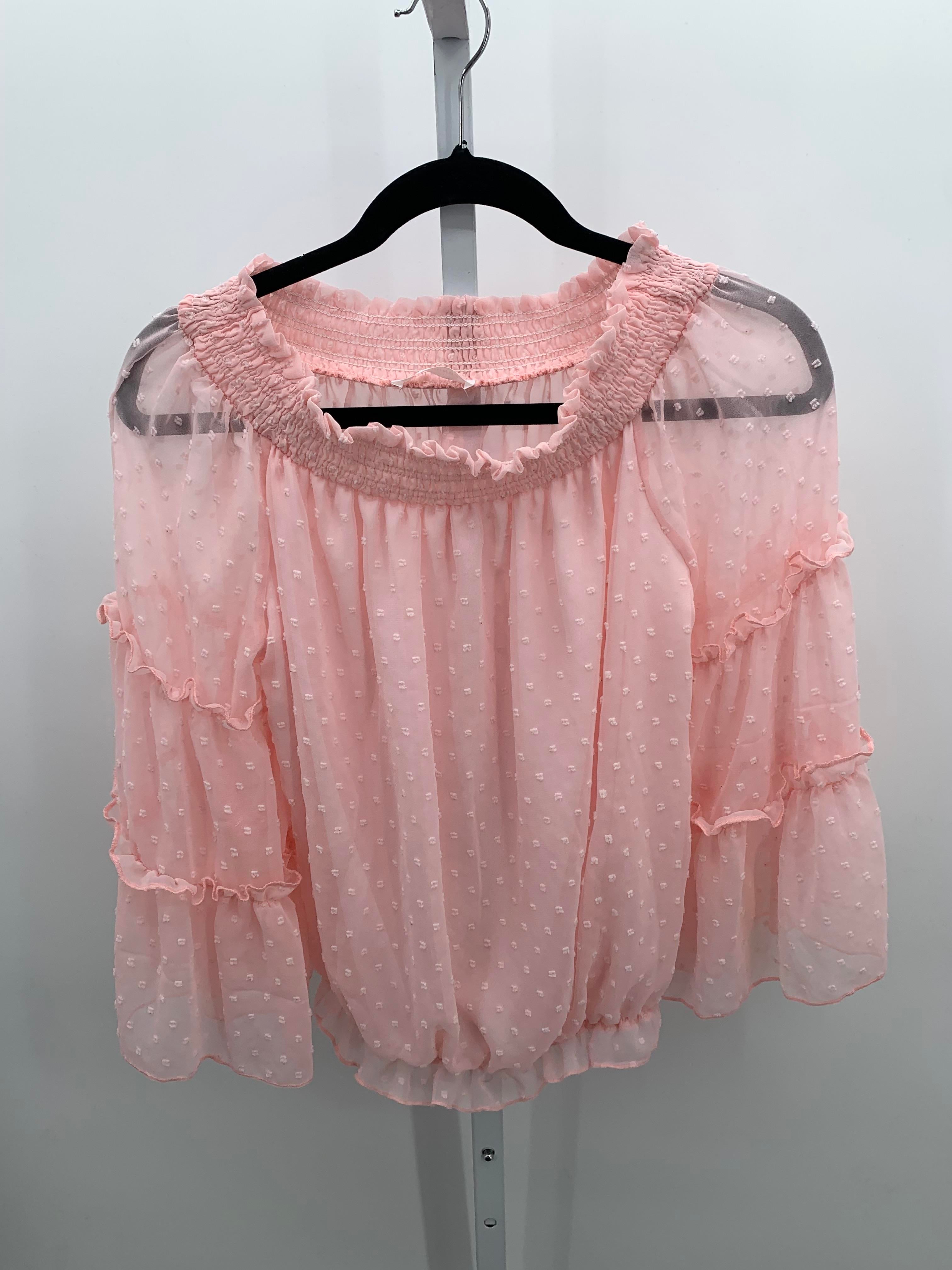 Size Medium Misses 3/4 Sleeve Shirt