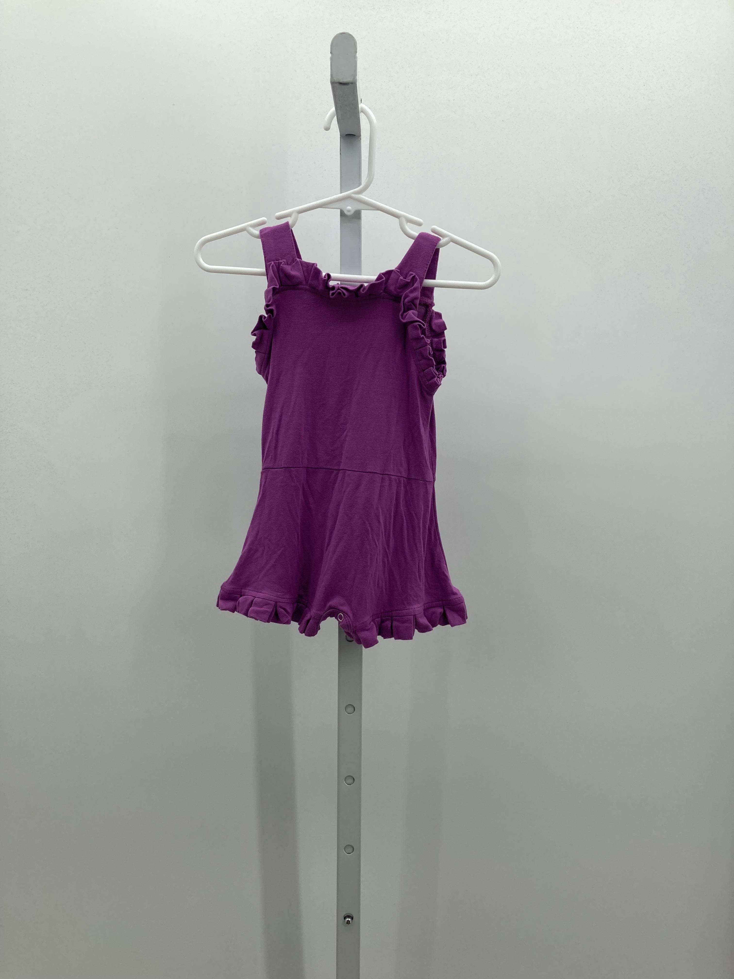 Size 0-3 months Girls Sleeveless Romper