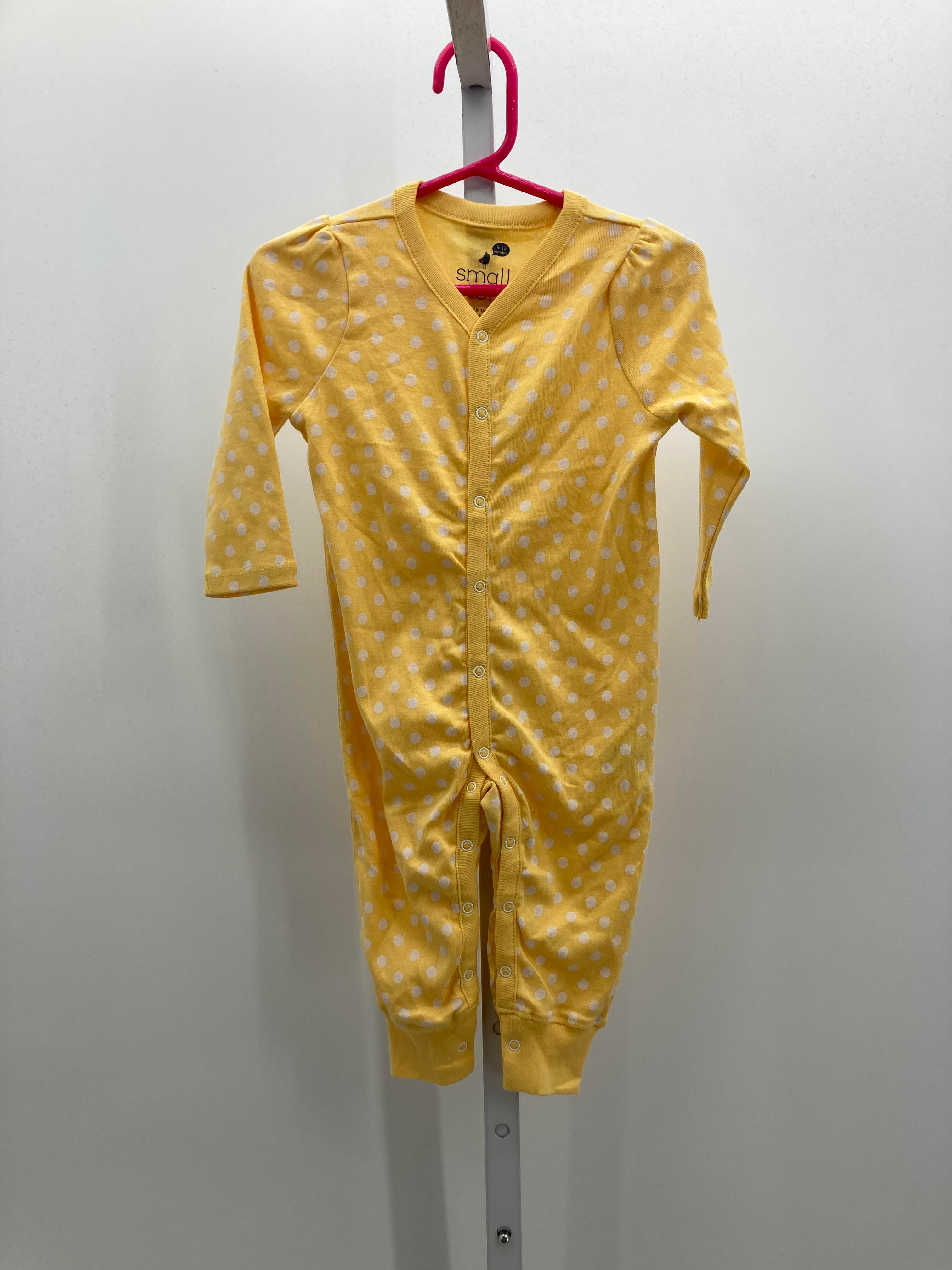 Size 9-12 months Girls Long Slv. Romper