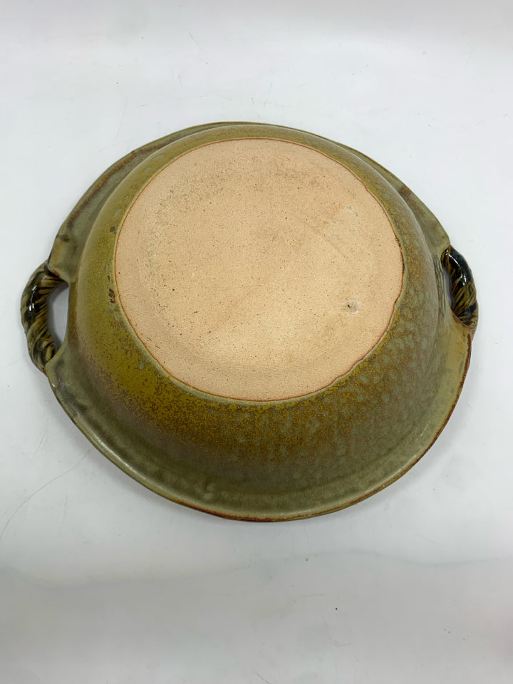 LEAF EMBOSSED GLAZED POTTERY BOWL W/HANDLES.
