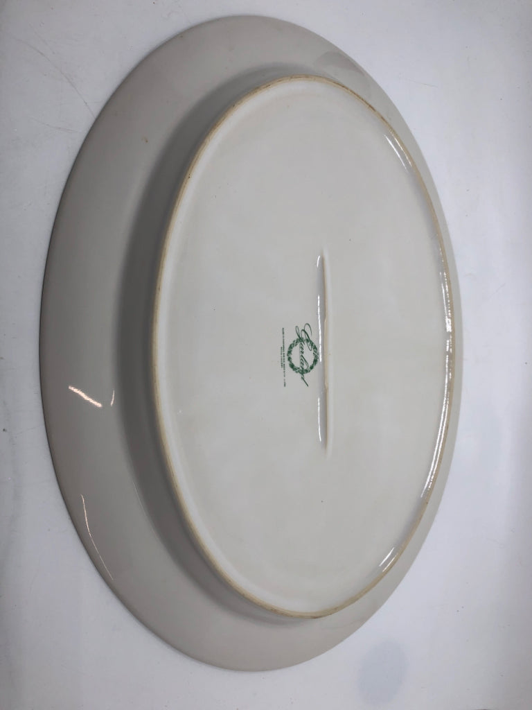 44PC HOLLY & PINECONES DISH SET - GARLAND ROYAL GALLERY - SERV FOR 8.